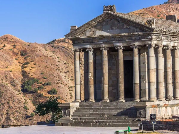 From Yerevan: 4.5-Hour Garni-Geghard Tour